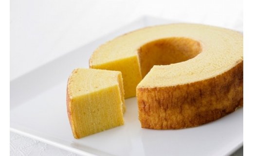 【コウノトリ育むお米使用】米粉バウムクーヘン（H6cm）