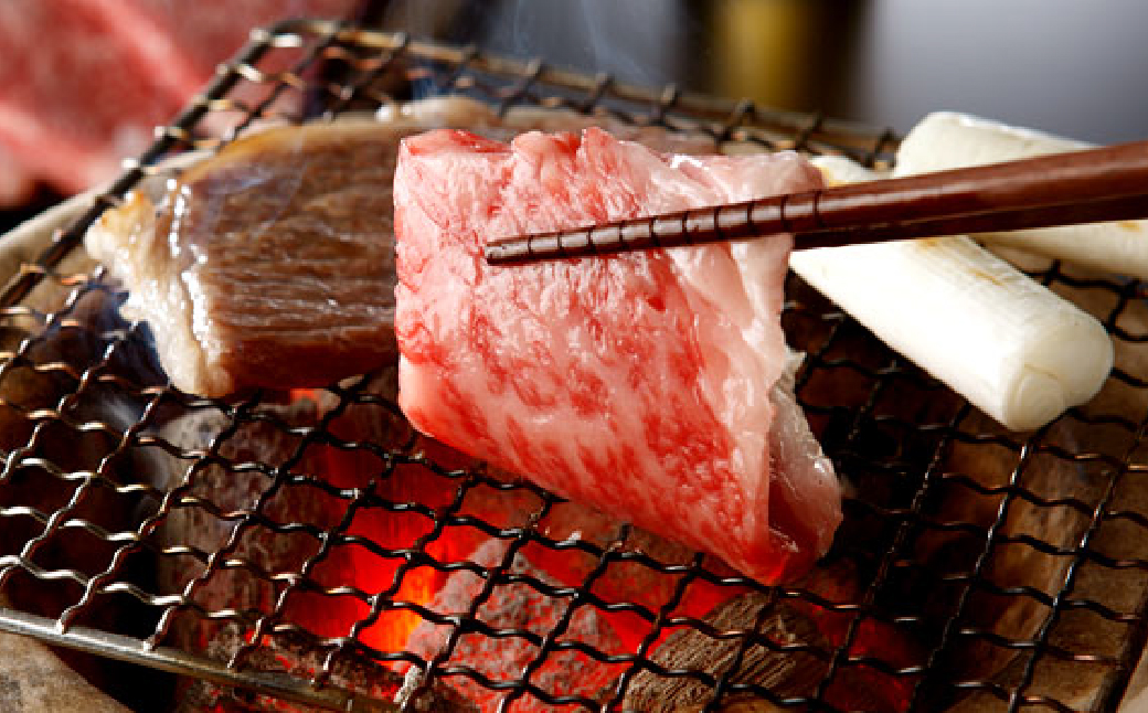 希少部位入り！極上但馬牛 焼肉セット 3種盛り【ロース モモ 希少部位1種 合計600g】牛肉 焼肉 セット 焼き肉 お肉 牛 肉 但馬牛 黒毛和牛 霜降り【但馬ビーフはまだ】【12/14までの受注分年内発送】