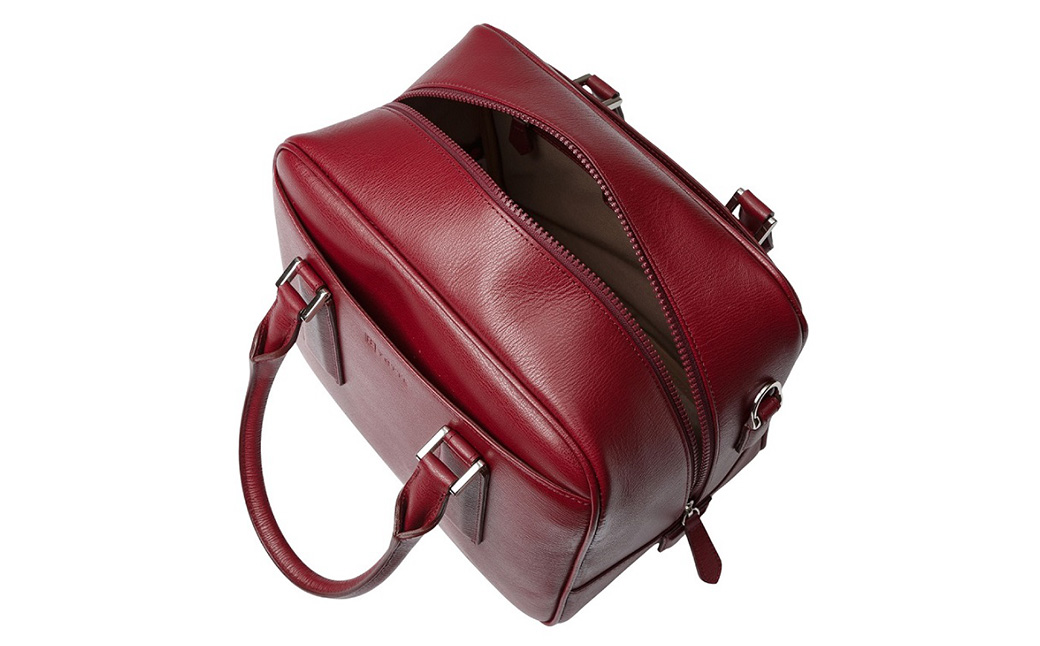 豊岡鞄 TOTTE クリークボストン ボルドー MBC024 / レディース バッグ 高級 牛革 傷がつきにくい 型押しレザー B5サイズ ショルダーベルト ポケット 底鋲 女性 かばん カバン 鞄 上品 ビジネス 普段使い