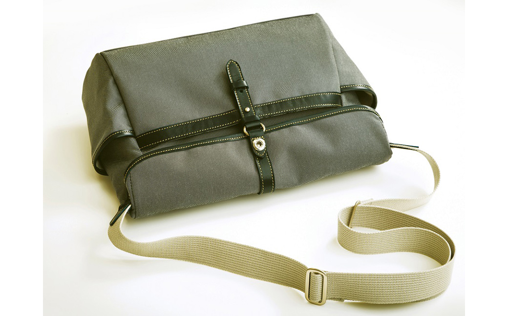 豊岡鞄 KANEDAITO RVKショルダーM 561011 グレー / ショルダーバッグ 小物 仕分け シンプル デザイン メンズ レディース バッグ カバン かばん 鞄 服部