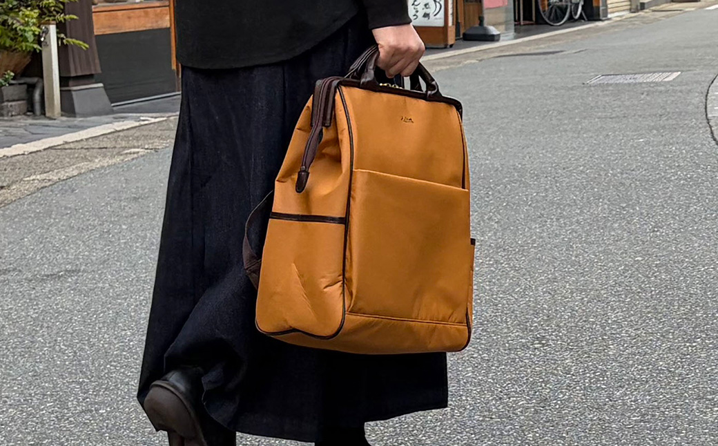 とにかく軽い！2wayダレスリュック / キャメル / リュック ボストンバッグ 約550g 合皮 お手入れ簡単 リュックサック かばんこみせ さくら咲くら
