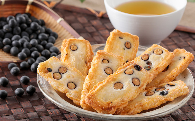 おかき 西田製菓 無選別おかき詰合せ1.2ｋｇ / 無選別黒大豆おかき120ｇ×5袋・無選別海老おかき120ｇ×3袋・無選別青のりおかき120ｇ×2袋 / 米菓 お菓子 お茶菓子 国産 豆おかき 海老おかき 青のりおかき 手土産 お取り寄せ プチギフト