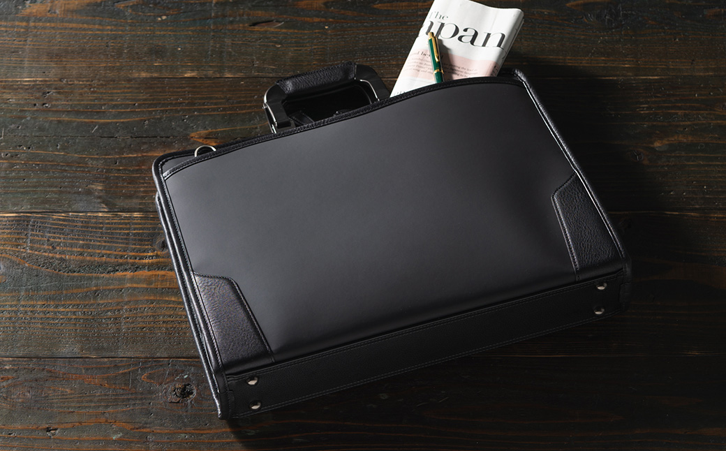 豊岡鞄 craftsmanship HLSS Briefcase Resin Handle ブラック 202202 / 木和田正昭商店 ブリーフケース ビジネスバッグ メンズ A4ファイル対応 ノートPC収納 通勤 軽量 カバン バッグ 自立 手持ち ショルダーベルト付属 2way