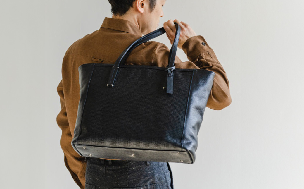 豊岡鞄 ARTPHERE アートフィアー Stitch トートバッグ BK22-101 ネイビー / イタリアンレザー トート バッグ ビジネス バッグ 本革 13インチノートPC収納 A4サイズ対応 メンズ レディース 鞄 カバン