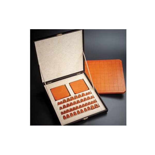 牛革 将棋（彫り駒、盤、駒置き）セット　暁作　522012