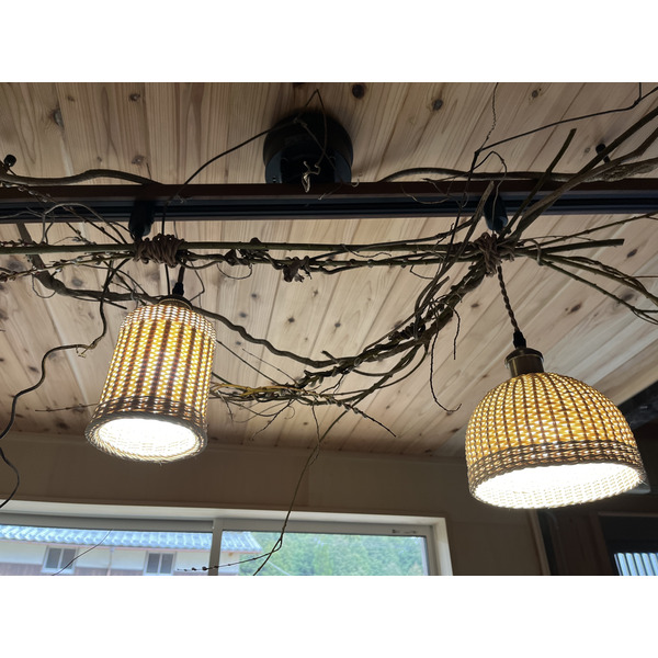 豊岡杞柳細工 育てる照明『hinode』照明金具：ダクトレールタイプ（E26口金） / ランプシェード 照明金具・電球付き 柳 半円球 伝統工芸品 天然素材 行李柳 コオリヤナギ