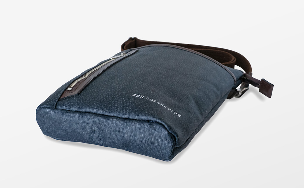 KEN COLLECTION デニムショルダーバッグ ( KC-2303 ) インディゴブルー / ショルダーバッグ デニム生地 防水効果 色落ち防止 PVCコーティング ポケット付き クラッチバッグ インナーバッグ シンプル 無地 メンズ レディース 青 三宅