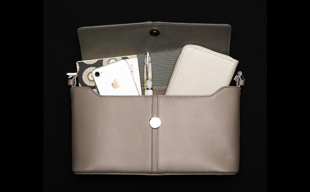 豊岡鞄 TOTTE カブセフォーマルバッグ MBF010 （ブラック）