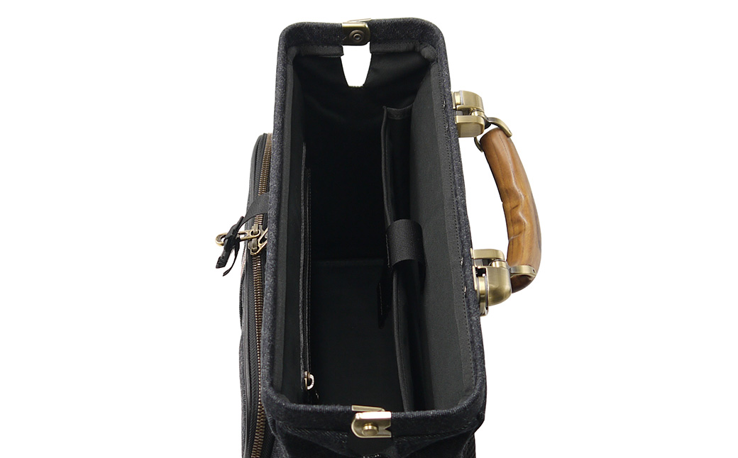 豊岡鞄 井原デニムダレスバッグ ネイビー 2501 / 足立 井原デニム ダレスバッグ 3WAY 手提げ リュック ショルダーバッグ iPad タブレット 収納 底鋲 高級 おしゃれ シンプル デザイン バッグ かばん カバン 鞄