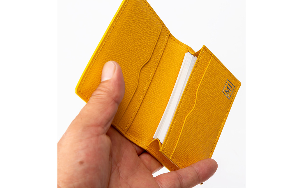 豊岡財布 本革名刺入れ 角シボ型押しカーフ イエロー WMS01NC / 名刺入れ 名刺ケース マチあり メンズ レディース 本革 革 牛革 革小物 シンプル デザイン 無地 マスミ鞄嚢
