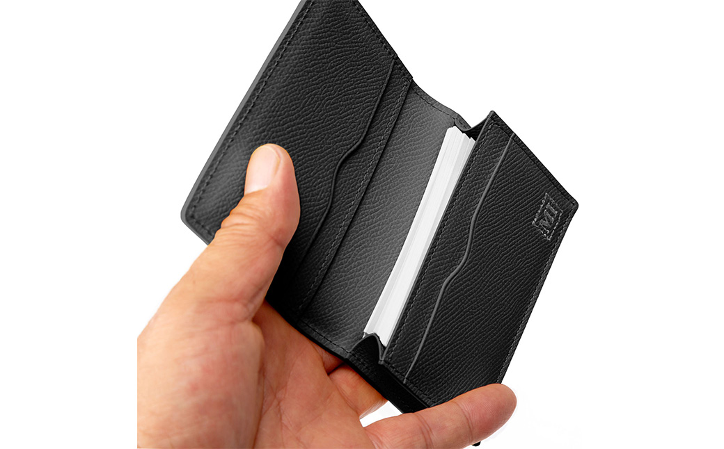 豊岡財布 本革名刺入れ 角シボ型押しカーフ ブラック WMS01NC / 名刺入れ 名刺ケース マチあり メンズ レディース 本革 革 牛革 革小物 シンプル デザイン 無地 マスミ鞄嚢