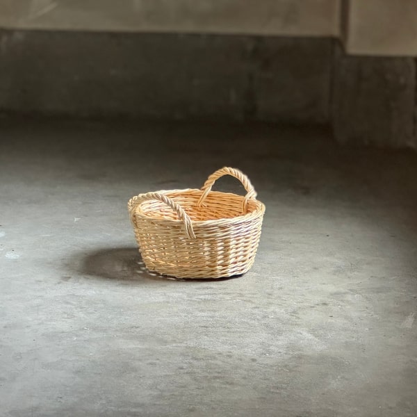 【伝統工芸品】KORI ANRI JAPAN「YANAGI no ROUNDBASKET」柳行李 / 豊岡杞柳細工 100年持つ収納 雑貨 ハンドメイド