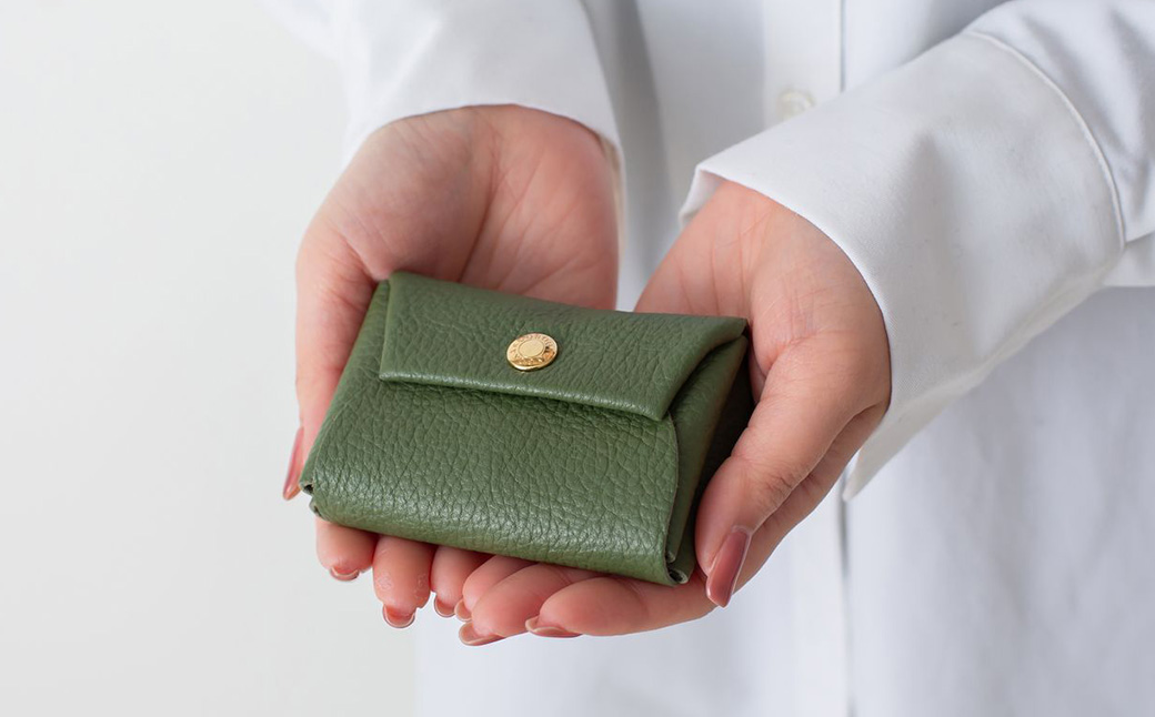 豊岡工房 牛革 縫わない財布（4231）オリーブ / ミニ財布 コンパクトサイズ 丈夫 耐久性 柔らかい シュリンク牛革 メンズ レディース 財布 さいふ サイフ 国産 日本製 小田清株式会社