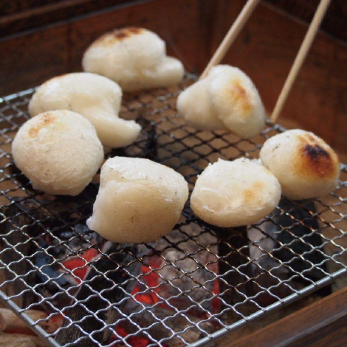 特別栽培米 兵庫県但馬産 コウノトリ育むおもち（丸餅）農薬・化学肥料不使用 2袋 1.2kg（約36個） / 無添加 切り餅 個包装 無農薬 化学肥料不使用 但馬産 添加物不使用 常温保存 国産 おもち お餅 餅 まる餅 白餅 焼き餅 雑煮 お正月 正月用