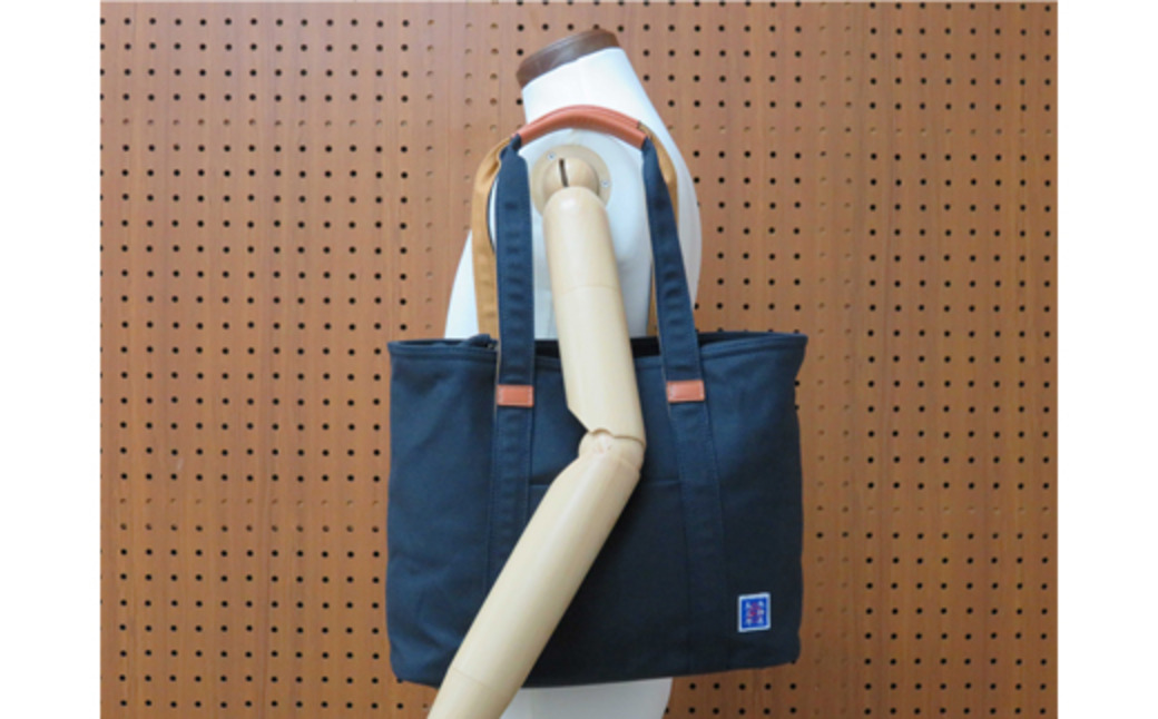 木綿屋五三郎伸長式トート (No.4992-60) 濃紺 / 木和田 トートバッグ 軽量 490g 帆布 A4サイズ シンプル デザイン 通勤 通学 普段使い 高級 かばん カバン バッグ 鞄 手作り メンズ レディース 日本製