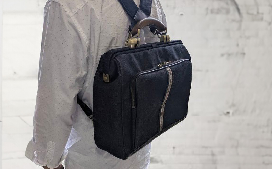 豊岡鞄 井原デニムダレスバッグ ネイビー 2501 / 足立 井原デニム ダレスバッグ 3WAY 手提げ リュック ショルダーバッグ iPad タブレット 収納 底鋲 高級 おしゃれ シンプル デザイン バッグ かばん カバン 鞄