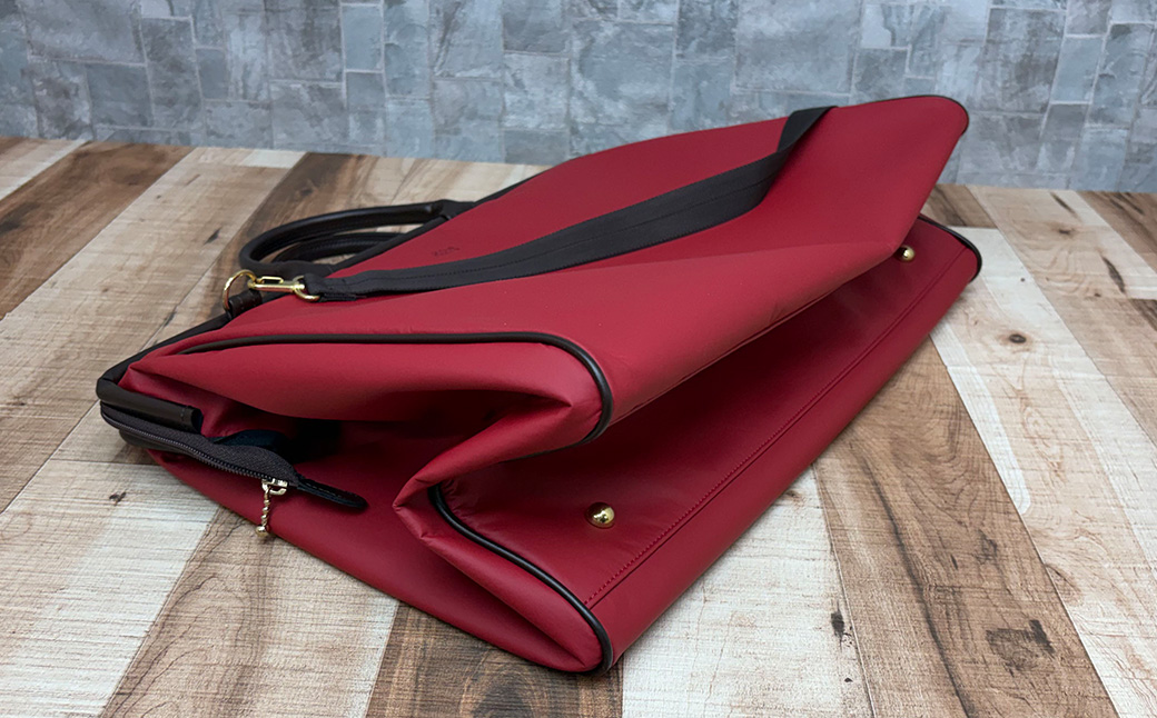 とにかく軽い！ダレスボストンL / レッド / ボストンバッグ ダレスバック 約680g 大容量 合皮 お手入れ簡単 2泊3日程度 旅行 ゴルフバッグ かばんこみせ さくら咲くら