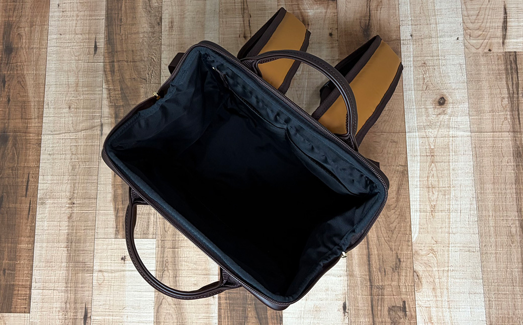 とにかく軽い！2wayダレスリュック / キャメル / リュック ボストンバッグ 約550g 合皮 お手入れ簡単 リュックサック かばんこみせ さくら咲くら