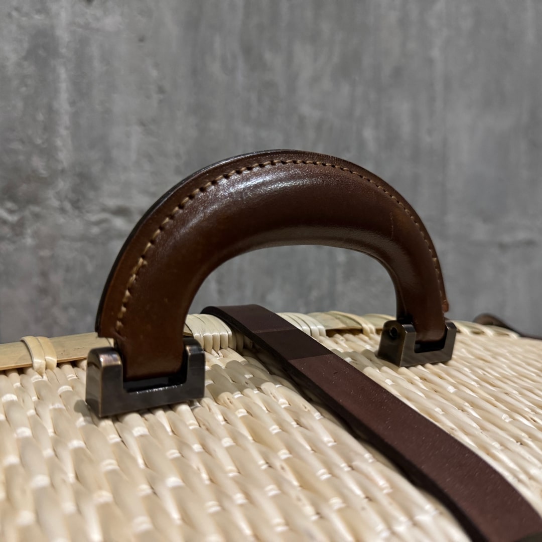 【伝統工芸品】KORI ANRI JAPAN「YANAGI no KABAN」柳行李 / 豊岡杞柳細工 100年持つ収納 ハンドメイド 15インチノートPC収納 A4サイズ対応 豊岡鞄の原点