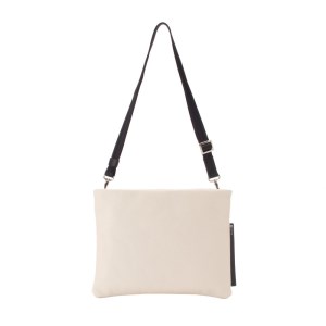 豊岡鞄TOTTEシュリンクサコッシュMBC018　アイボリー