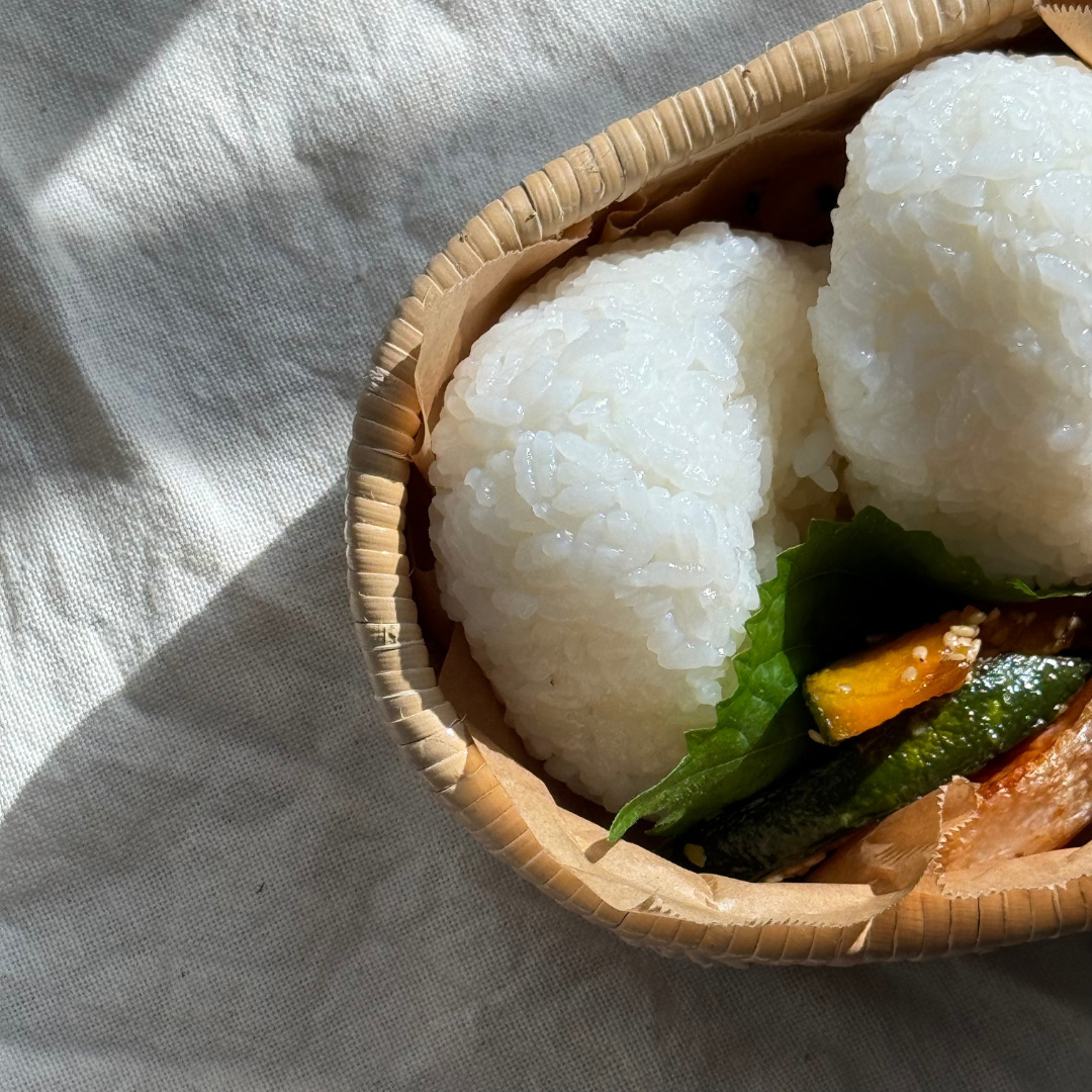 【伝統工芸品】KORI ANRI JAPAN「MUSUBU」 "Mサイズ" 柳行李 / 豊岡杞柳細工 飯行李 弁当箱 お弁当 行楽 ピクニック ランチボックス