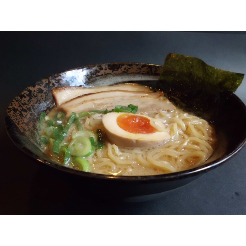 大西食品「多加水熟成麺のラーメンセット とろとろチャーシュー・味玉付き」《 ラーメンセット とんこつ 醤油 ラーメン チャーシュー 味玉 ストレートスープ 具付き 生麺 多加水熟成麺 兵庫県 加古川市 》【2401I15302】