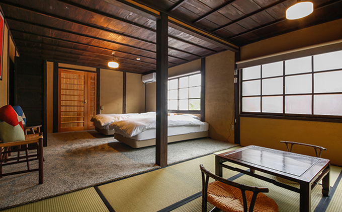 《平日限定》古民家旅館『Kariya Ryokan Q』1泊2食付き【客室おまかせ】ペア宿泊券