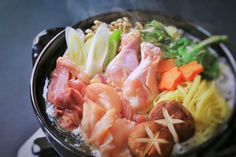 【播州百日どり】とり鍋セット＜３人前　鶏肉・スープ・麺＞ 22-58