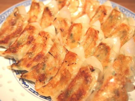 【手作りぎょうざ】40個セット ～地元で大人気の「笑仁。」の逸品～　11-50