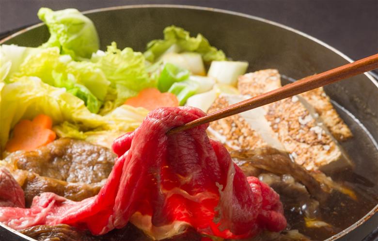 【幻の神戸ビーフ】【最短7営業日発送】黒田庄和牛 すき焼き用 モモ・ウデ特選 1ｋg　38-7