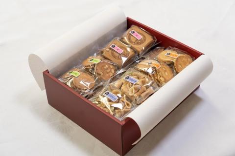 17-12　職人が心を込めて焼き上げた菓子「心づくし」24袋入り