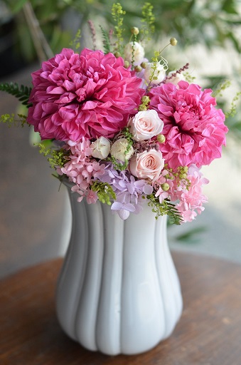 枯れないお花プリザーブドフラワーアレンジ「グレースダリア」