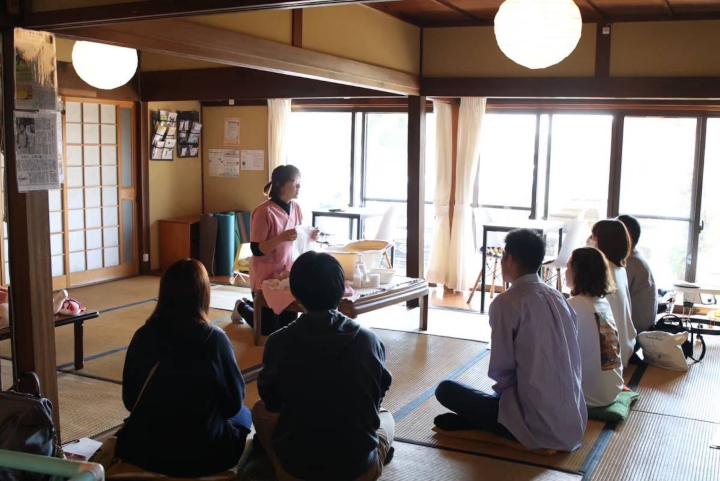 なおみ助産院と併設カフェで利用できるチケット3枚