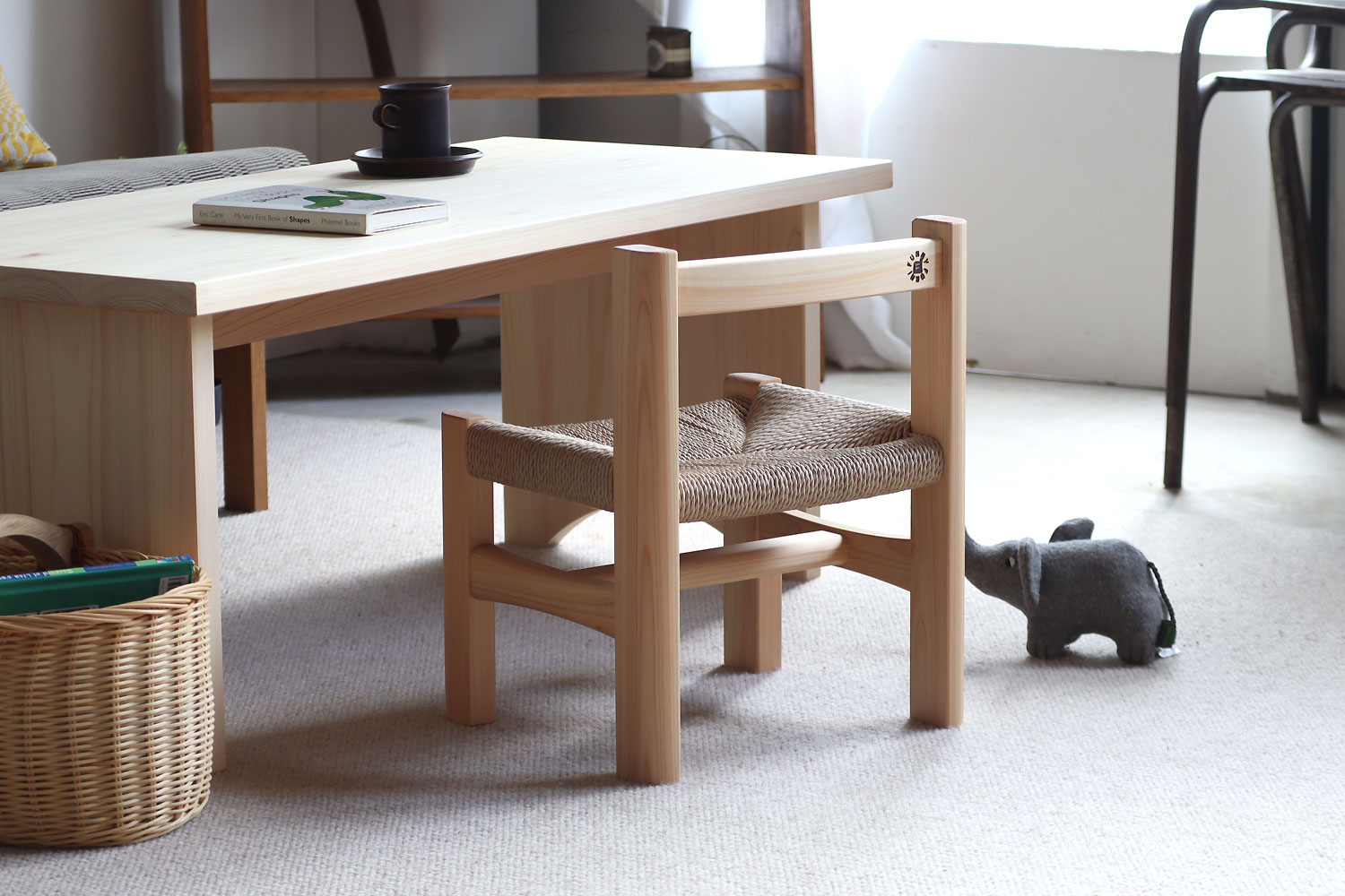 ファニファニの子供椅子SOL 1脚