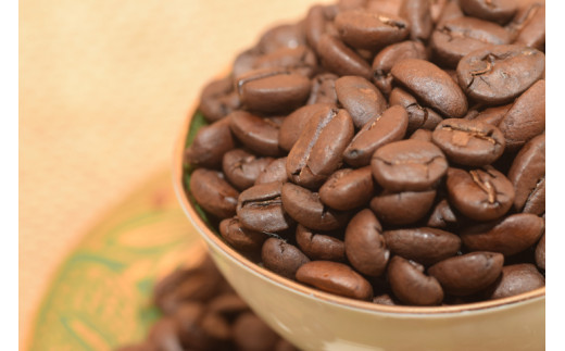 世界のハイクオリティコーヒー 2種×200g おまかせ定期便（6か月連続お届け）（豆のまま） コーヒー豆の状態：豆のまま