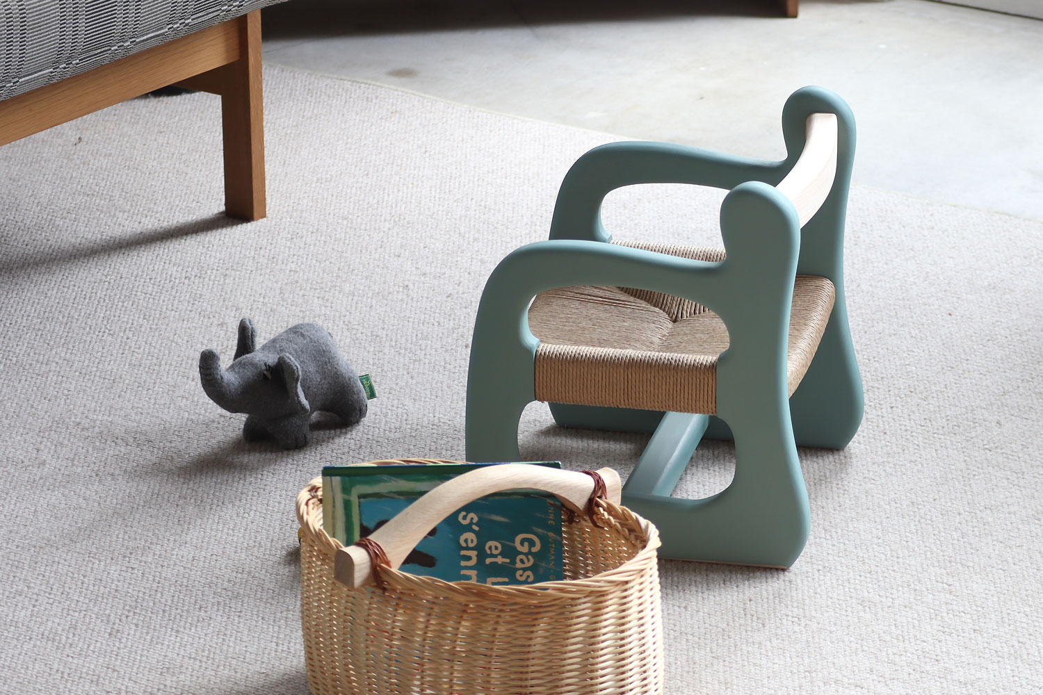 ファニファニの赤ちゃん椅子　ami‐アミ（スカイブルー） スカイブルー