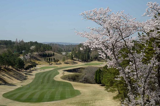 花屋敷ゴルフ倶楽部〔ひろのコース／よかわコース〕両コースでご使用頂ける【ゴルフ場　利用券】