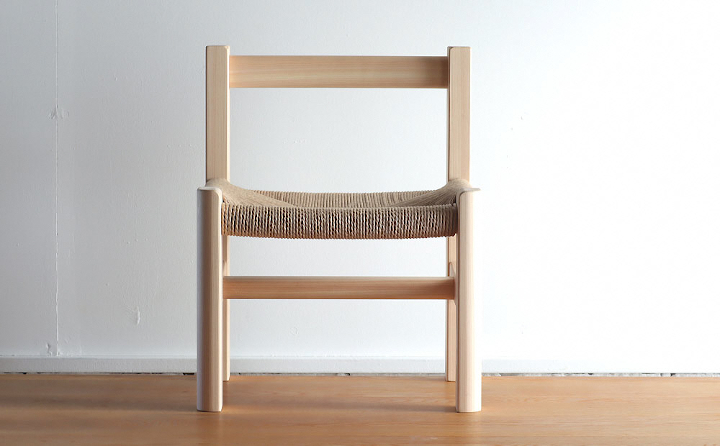 ヒノキ　折り畳み丸テーブルとファニファニの子供椅子のセット