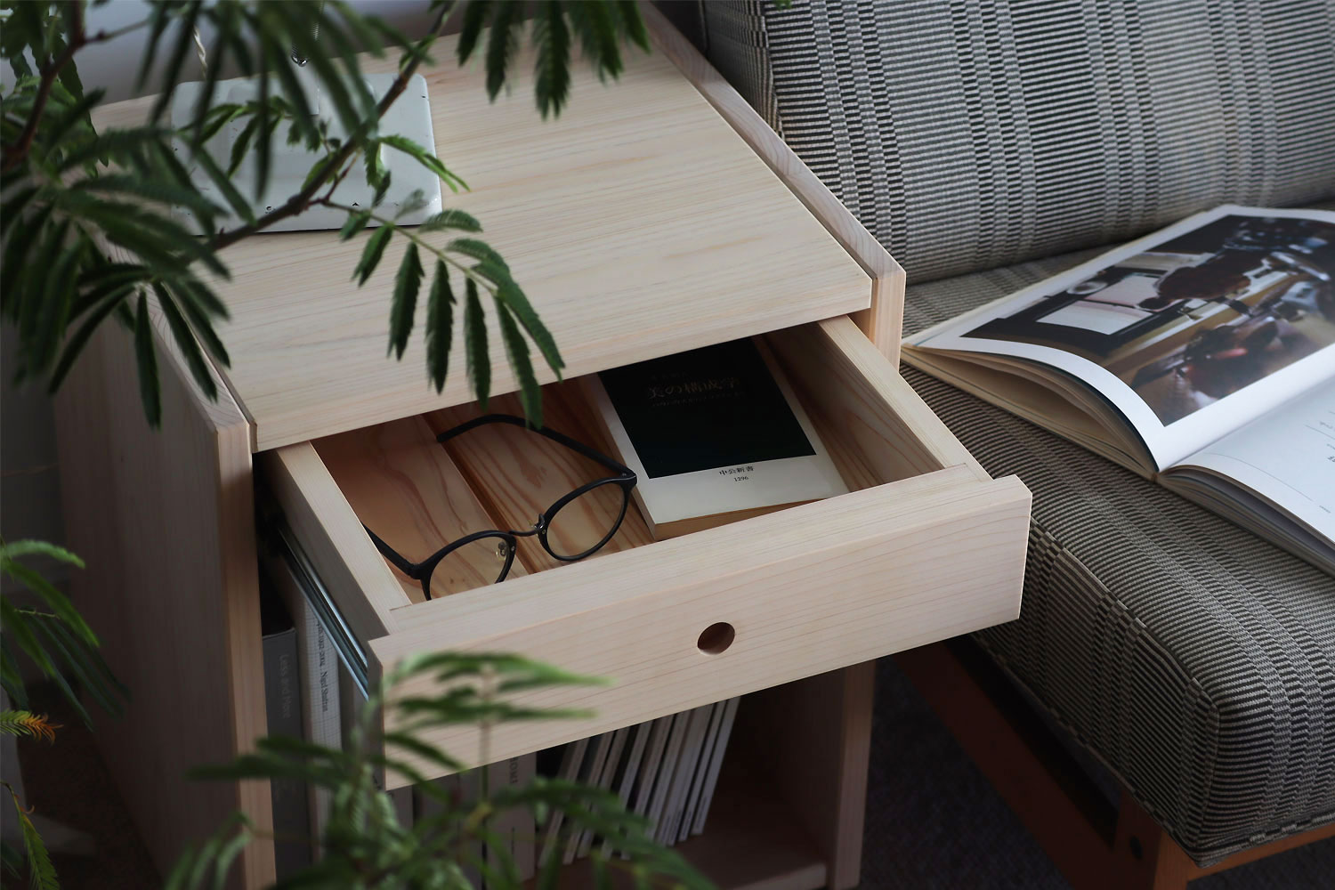 多用途キャビネット サイドテーブル 本棚 レコードラック