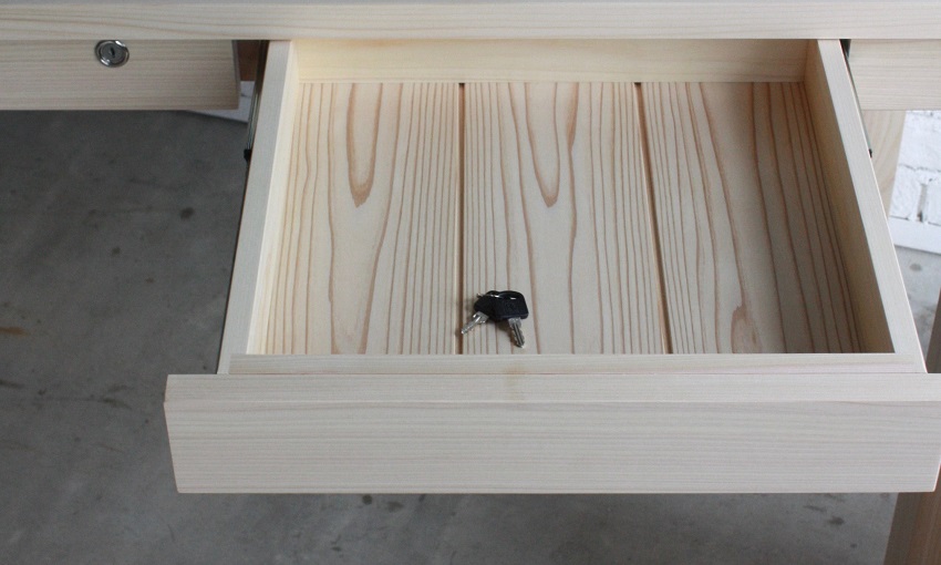 国産ヒノキ学習机とキャビネットのセット