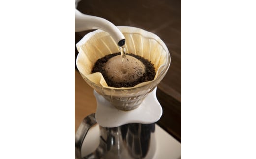 世界のハイクオリティコーヒー 2種×200g おまかせ定期便（12か月連続お届け）（挽き） コーヒー豆の状態：挽き