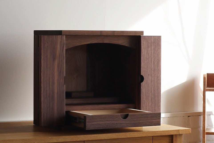 木のお仏壇／厨子／インテリア仏壇