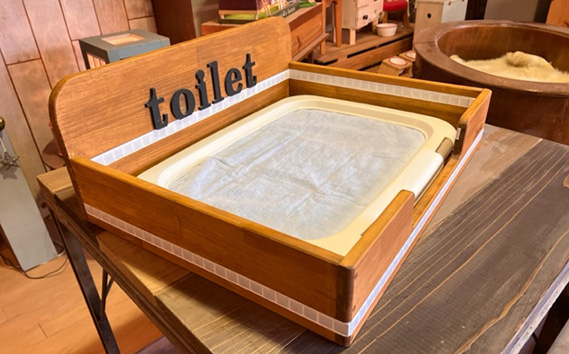 犬用トイレカバーケース　ワイドサイズ（クリア） KWNBB003