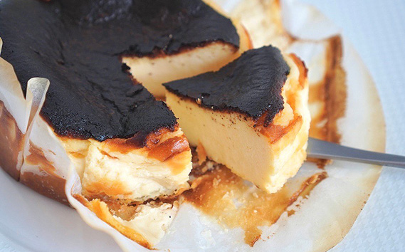 熟成バスクチーズケーキ《プレーン》 KWNBH006