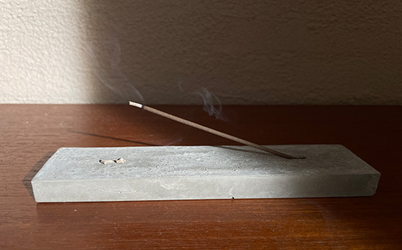 お香立て　差し込みタイプ KWNCH001