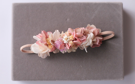 【ベビー向】ヘアバンド　ブルー　ニューボーンフォトや出産祝いに KWNBN002