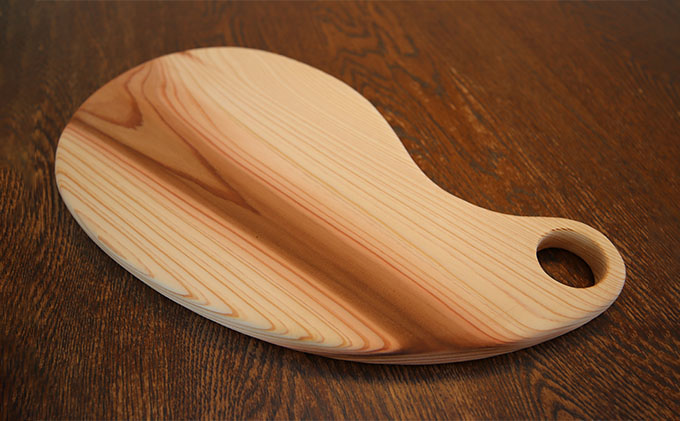 カッティングボード 02（杉）