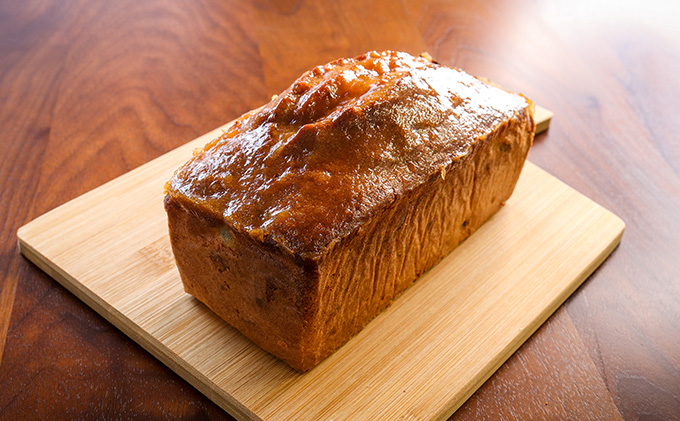洋酒の香るドライフルーツとナッツのバターケーキ 数量限定［ケーキ 常温］