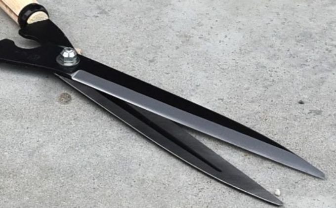 喜八作 青紙 240mm 鋭型刈込鋏 ナタ柄