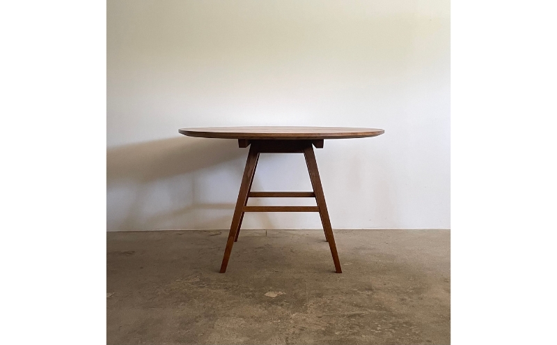 ラウンドテーブル　オーク